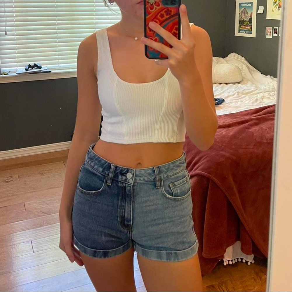 Pacsun Two Toned Mom Shorts